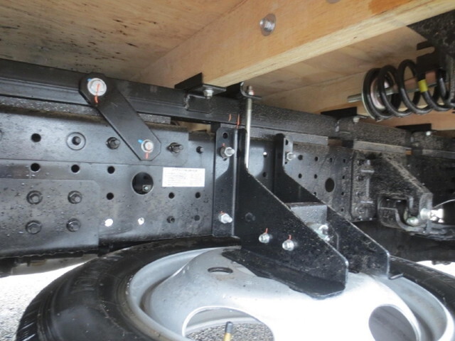 三菱ふそうキャンタークレーン4段小型（2t・3t）[写真12]