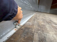 UDトラックスクオンアルミウイング大型（10t）[写真15]