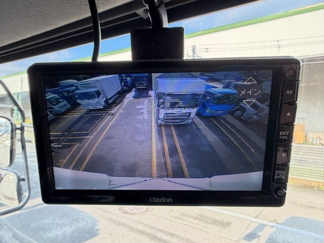 UDトラックスクオンアルミウイング大型（10t）[写真30]