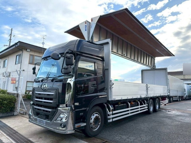 UDトラックスクオンアルミウイング大型（10t）[写真07]