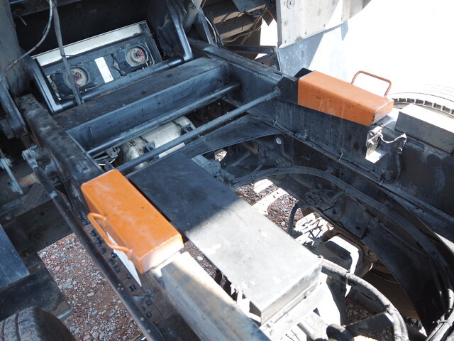 三菱ふそうスーパーグレート深ダンプ（土砂禁ダンプ）大型（10t）[写真18]