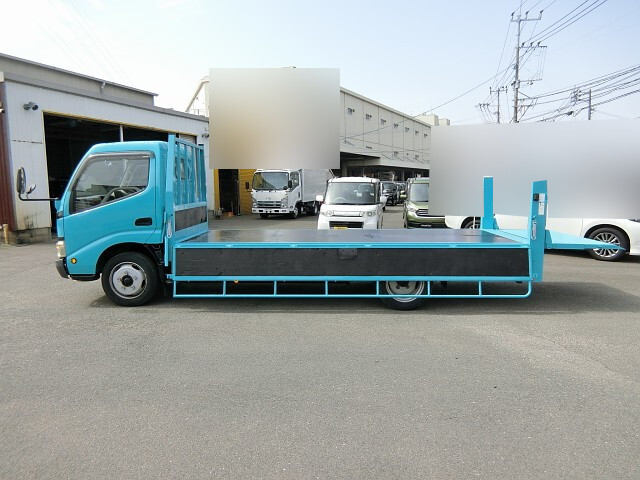 トヨタトヨエース平ボディ小型（2t・3t）[写真19]
