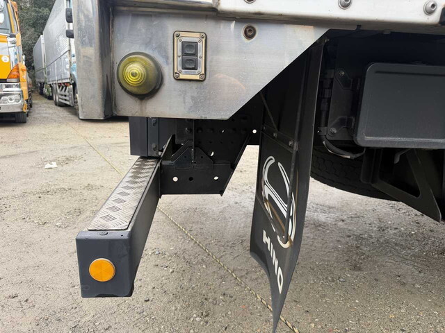 日野プロフィアアルミウイング大型（10t）[写真27]