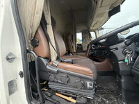 日野プロフィアアルミウイング大型（10t）[写真32]