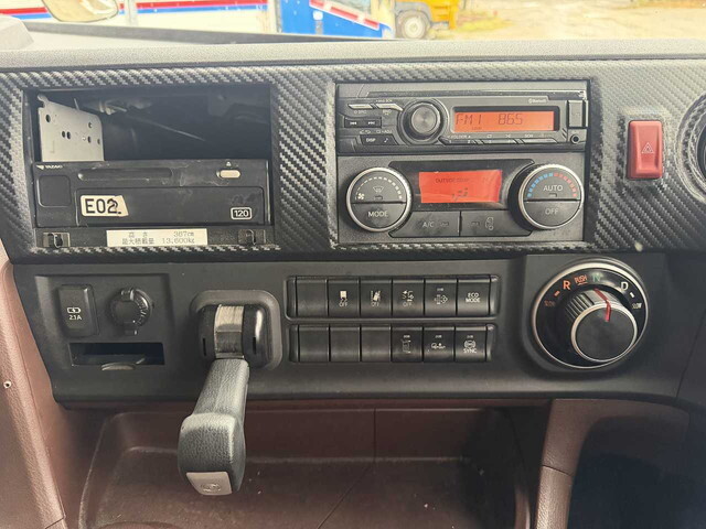 日野プロフィアアルミウイング大型（10t）[写真35]