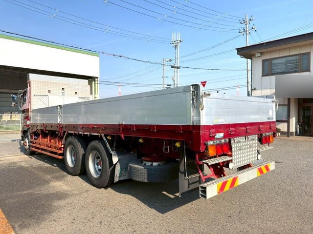 いすゞギガアルミブロック大型（10t）[写真02]