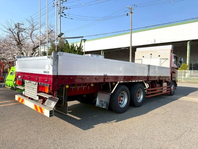 いすゞギガアルミブロック大型（10t）[写真04]