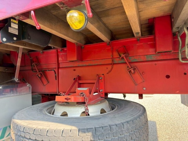 いすゞギガアルミブロック大型（10t）[写真07]