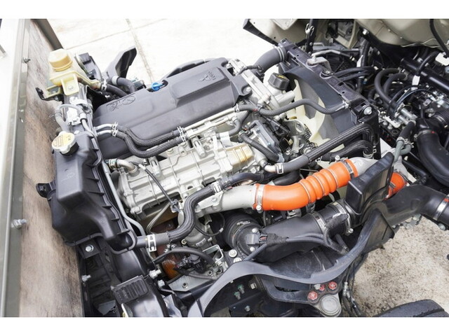 三菱ふそうキャンター平ボディ小型（2t・3t）[写真19]