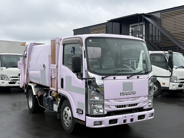 中古エルフパッカー車（塵芥車）