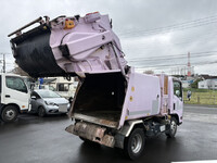 いすゞエルフパッカー車（塵芥車）小型（2t・3t）[写真12]