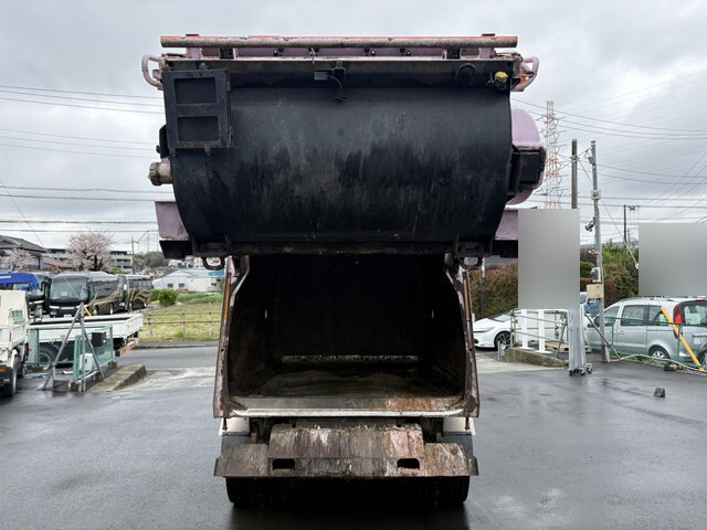 いすゞエルフパッカー車（塵芥車）小型（2t・3t）[写真12]