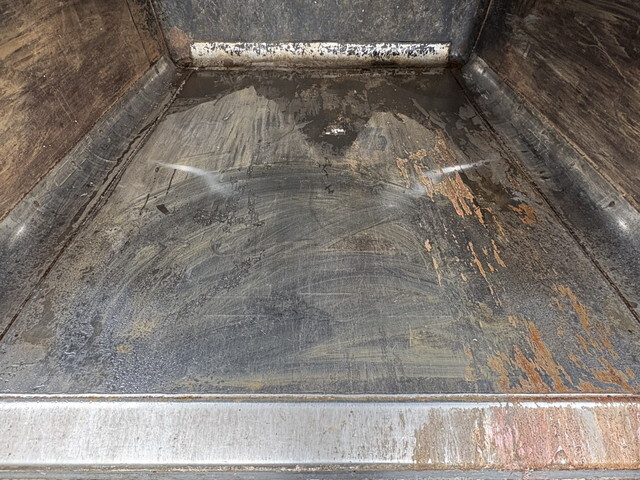 いすゞエルフパッカー車（塵芥車）小型（2t・3t）[写真13]