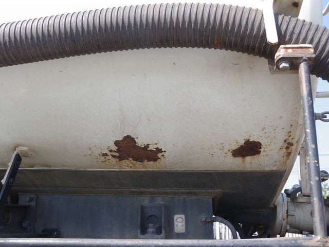 三菱ふそうキャンターバキュームカー小型（2t・3t）[写真22]