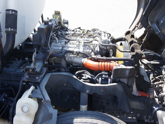三菱ふそうキャンターバキュームカー小型（2t・3t）[写真27]