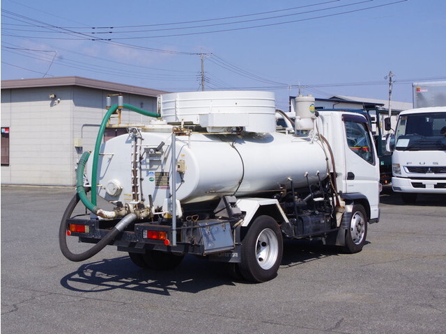三菱ふそうキャンターバキュームカー小型（2t・3t）[写真04]