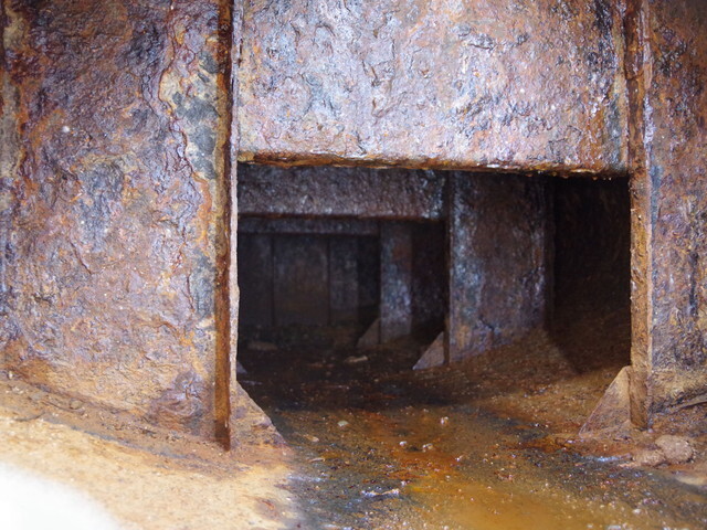 三菱ふそうキャンターバキュームカー小型（2t・3t）[写真05]