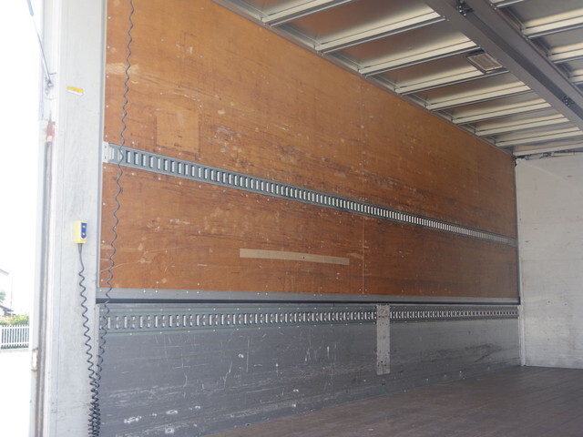 日野レンジャーアルミウイング中型（4t）[写真15]