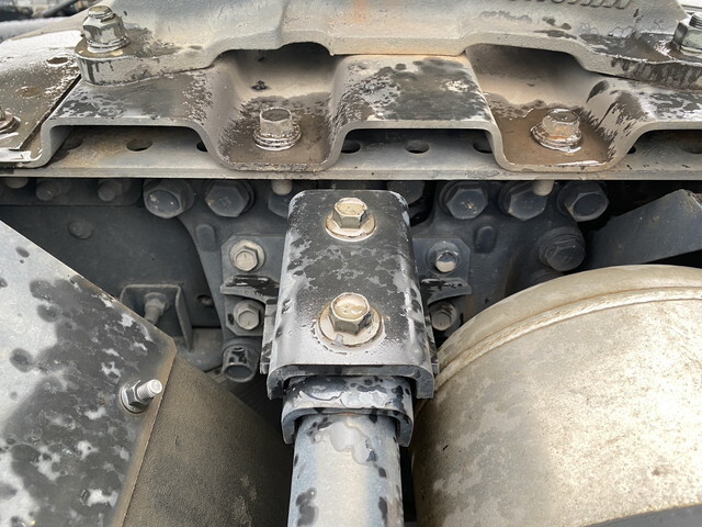 日野プロフィアトレーラーヘッド（トラクターヘッド）大型（10t）[写真16]