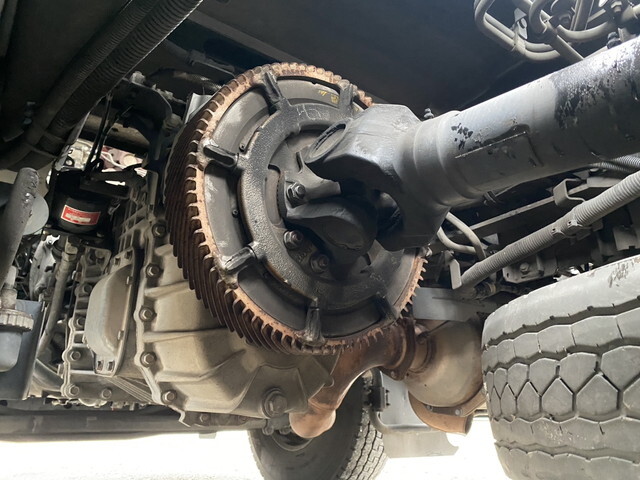 日野プロフィアトレーラーヘッド（トラクターヘッド）大型（10t）[写真19]