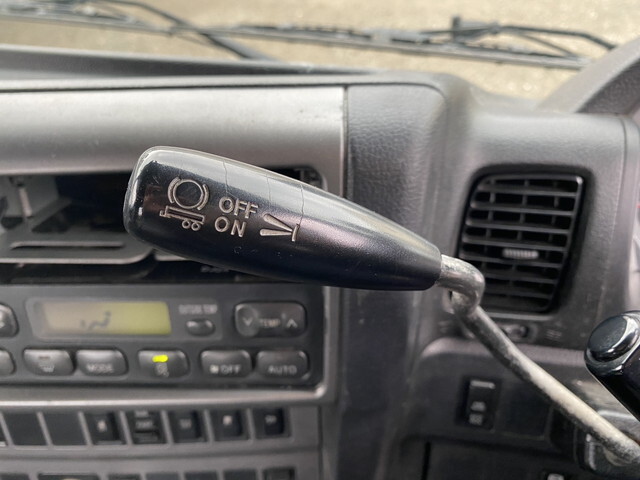 日野プロフィアトレーラーヘッド（トラクターヘッド）大型（10t）[写真24]