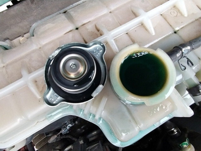 日野プロフィアコンテナ専用車大型（10t）[写真21]