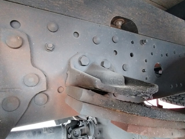 三菱ふそうファイターアルミブロック中型（4t）[写真08]