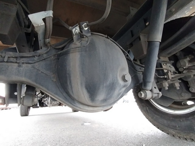 いすゞエルフ平ボディ小型（2t・3t）[写真11]