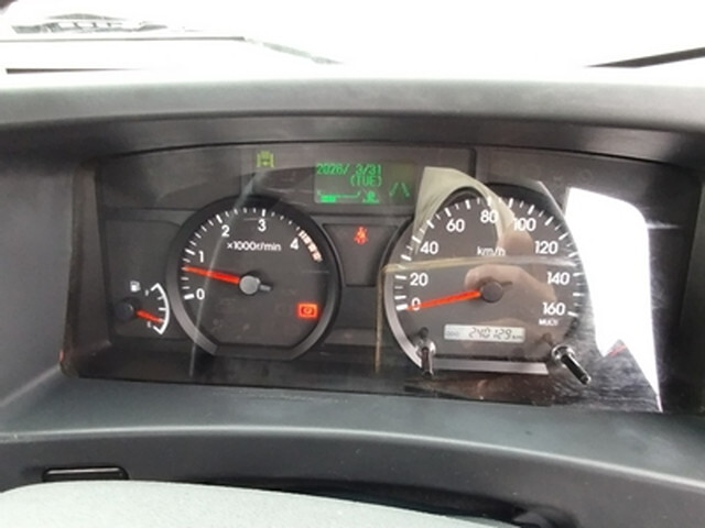 いすゞエルフ平ボディ小型（2t・3t）[写真25]