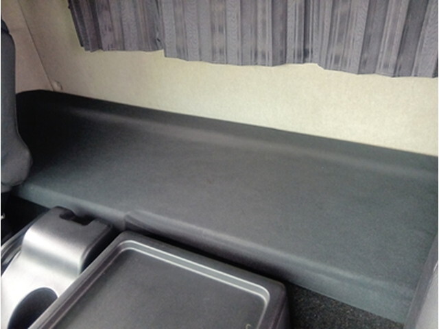 三菱ふそうファイター平ボディ中型（4t）[写真21]