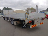 三菱ふそうファイター平ボディ中型（4t）[写真02]