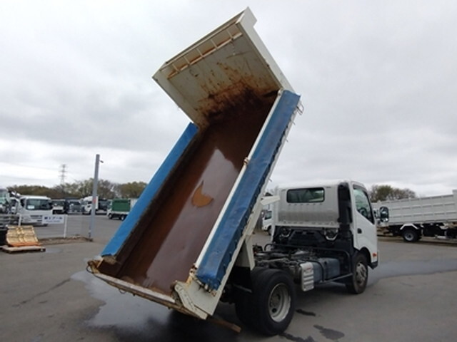 日野デュトロローダーダンプ小型（2t・3t）[写真02]