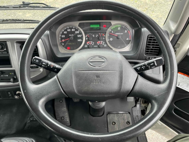 日野レンジャーコンテナ専用車中型（4t）[写真35]