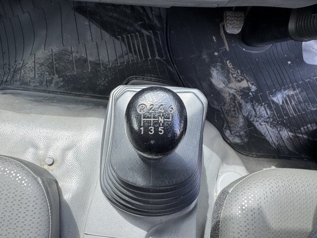 トヨタその他の車種平ボディ小型（2t・3t）[写真15]