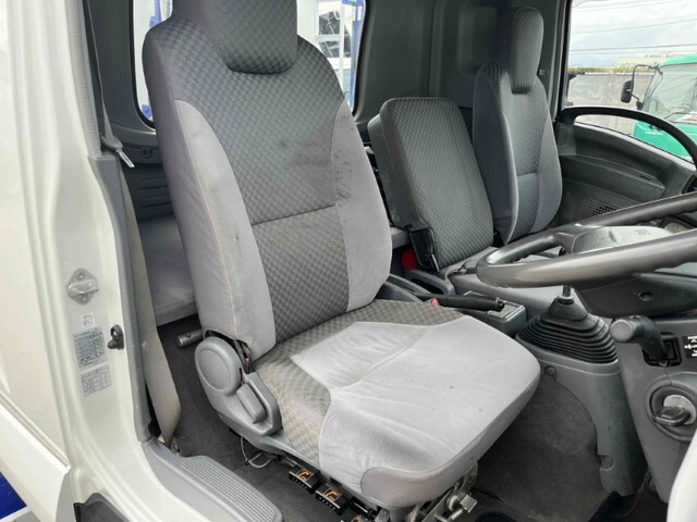 いすゞフォワードセルフクレーン4段中型（4t）[写真34]