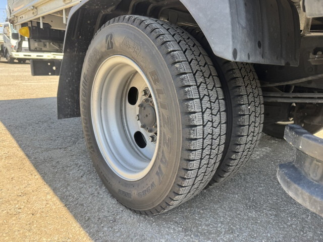 日野デュトロ平ボディ小型（2t・3t）[写真26]