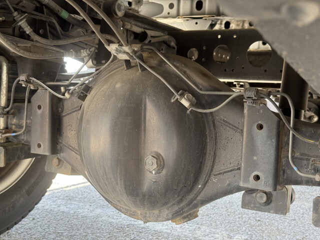 日野デュトロ平ボディ小型（2t・3t）[写真28]