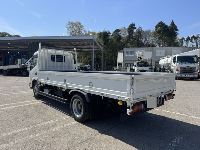 日野デュトロ平ボディ小型（2t・3t）[写真04]