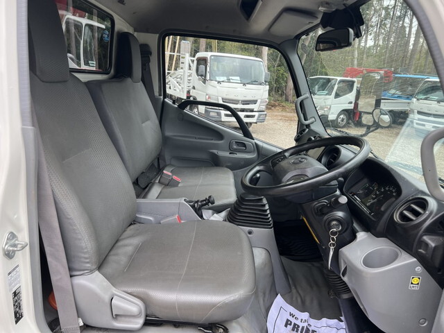 トヨタダイナクレーン4段小型（2t・3t）[写真19]