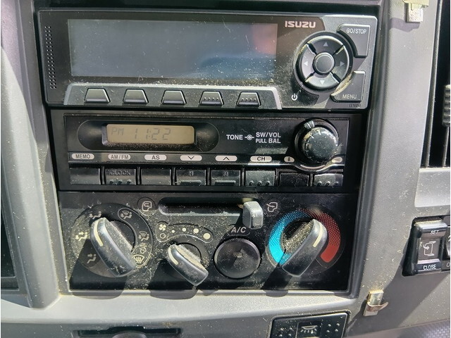 いすゞフォワードアルミウイング中型（4t）[写真18]