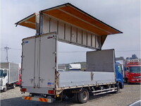 いすゞフォワードアルミウイング中型（4t）[写真02]