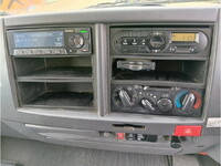 いすゞエルフアルミバン小型（2t・3t）[写真20]