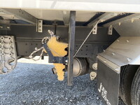 三菱ふそうキャンター冷凍車（冷蔵車）小型（2t・3t）[写真18]