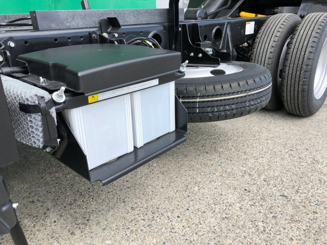 三菱ふそうキャンターダンプ小型（2t・3t）[写真18]