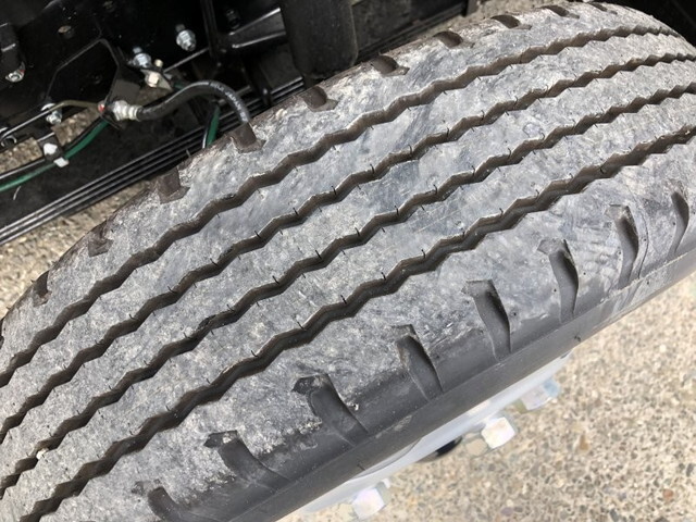 三菱ふそうキャンターダンプ小型（2t・3t）[写真26]