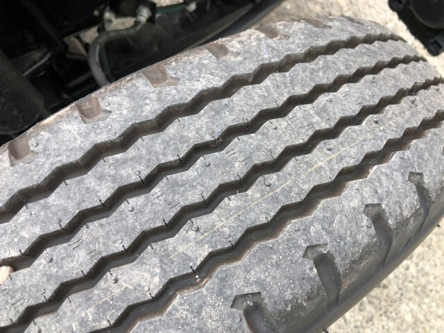 三菱ふそうキャンターダンプ小型（2t・3t）[写真29]