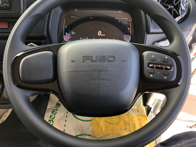 三菱ふそうキャンターダンプ小型（2t・3t）[写真12]