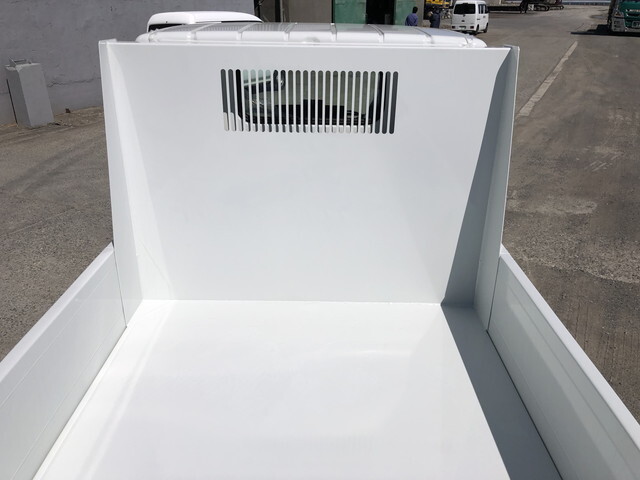 三菱ふそうキャンターダンプ小型（2t・3t）[写真32]