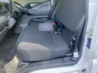 三菱ふそうキャンターアルミバン小型（2t・3t）[写真25]