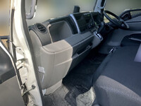 三菱ふそうキャンターアルミバン小型（2t・3t）[写真27]